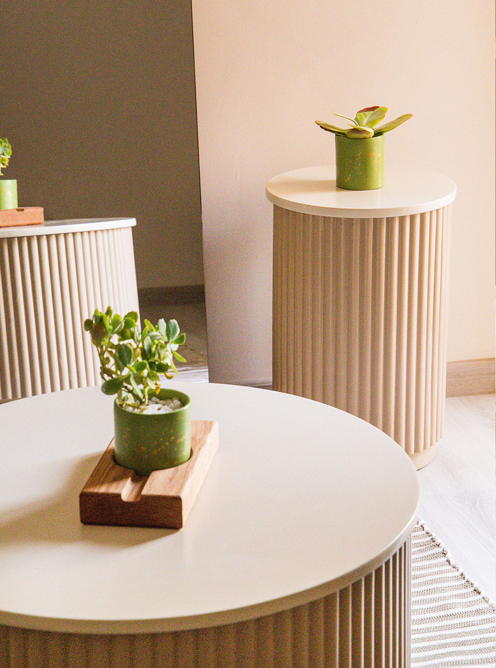 PETIT OFF WHITE PALAIS SIDE TABLE