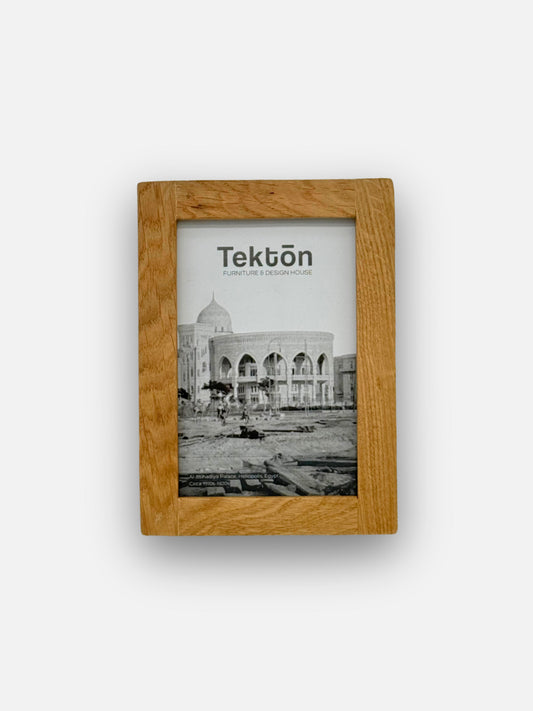 Minimal Oak Frame