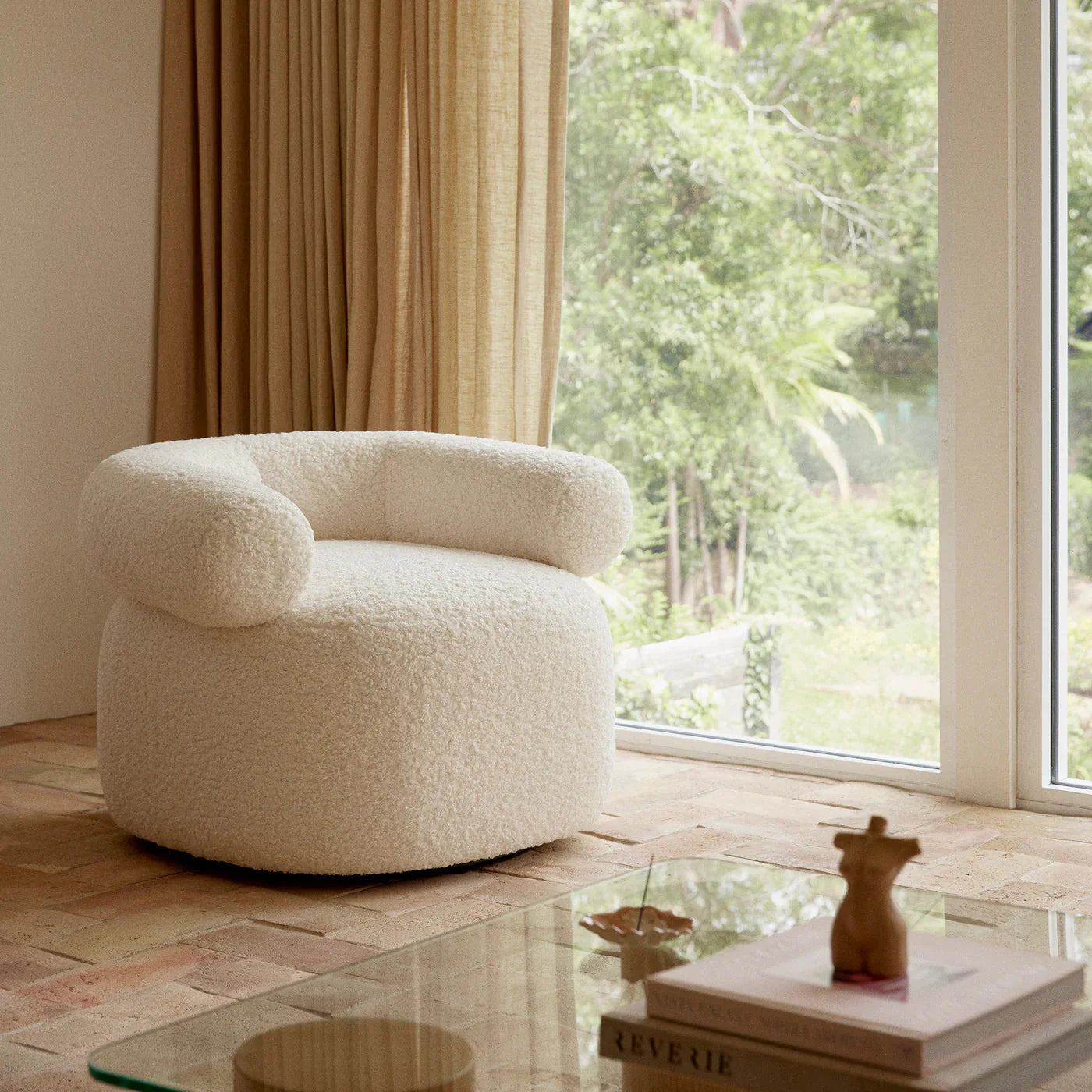 Arlo Chair