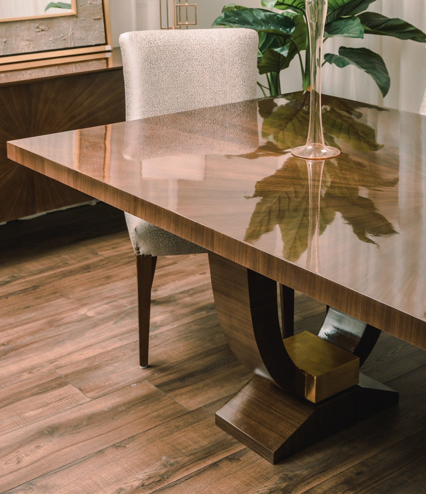 Onyx Chair