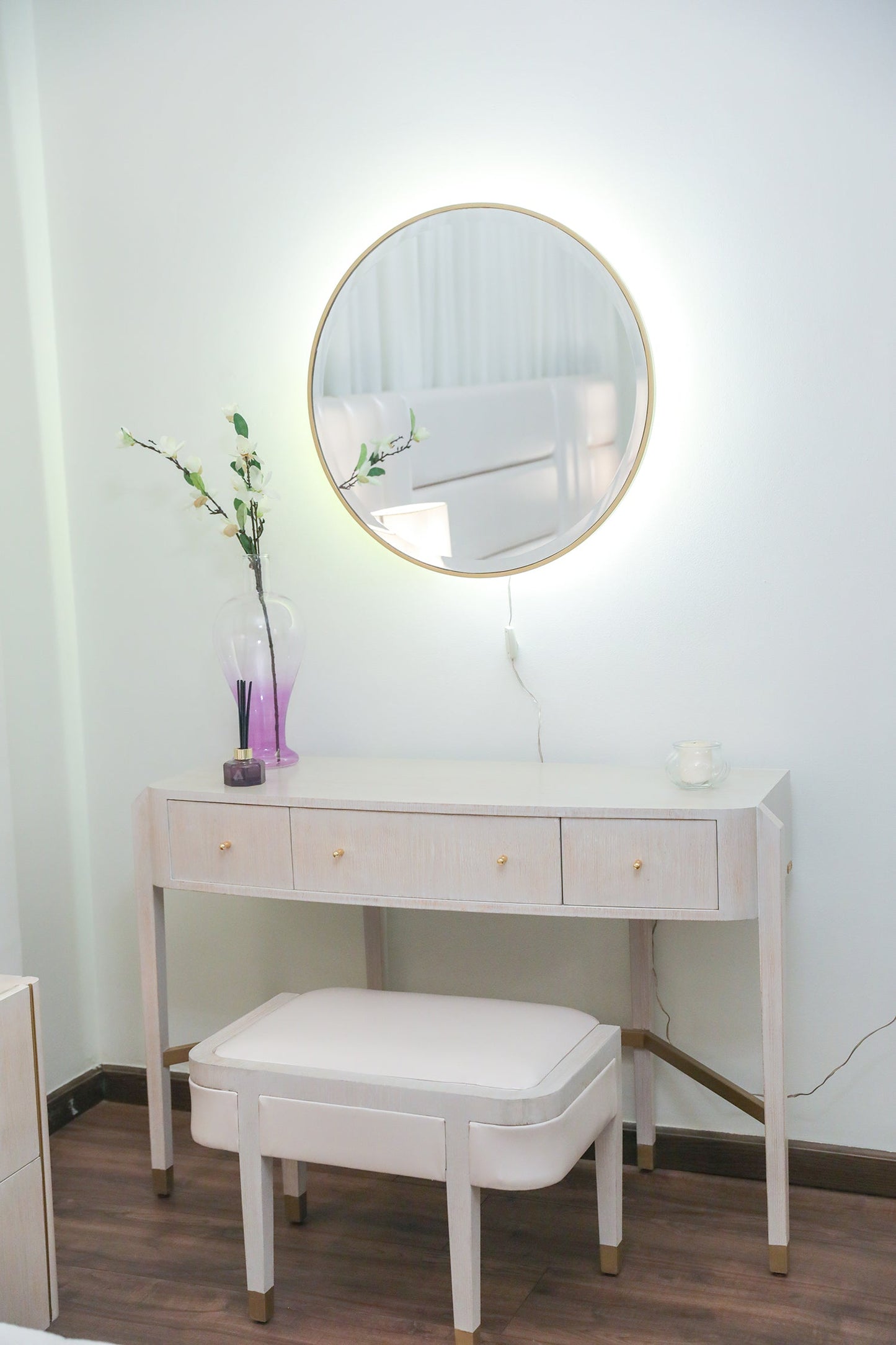 Allure Vanity