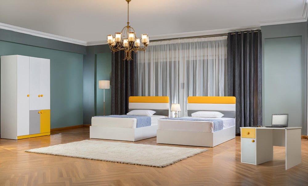Youth capris bedroom