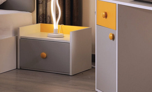 Youth capris bedroom