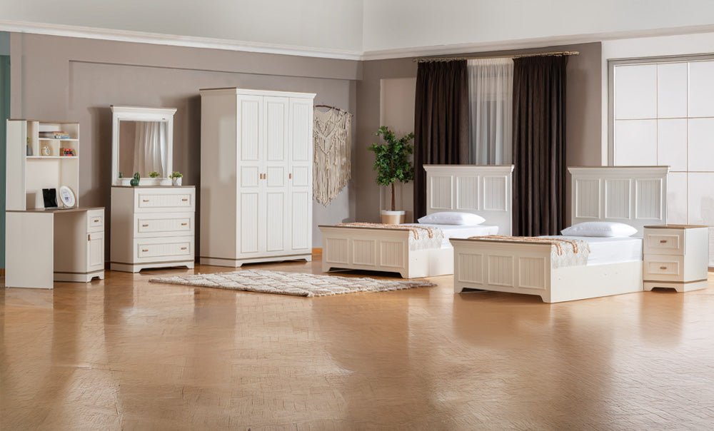 Tiffany youth bedroom