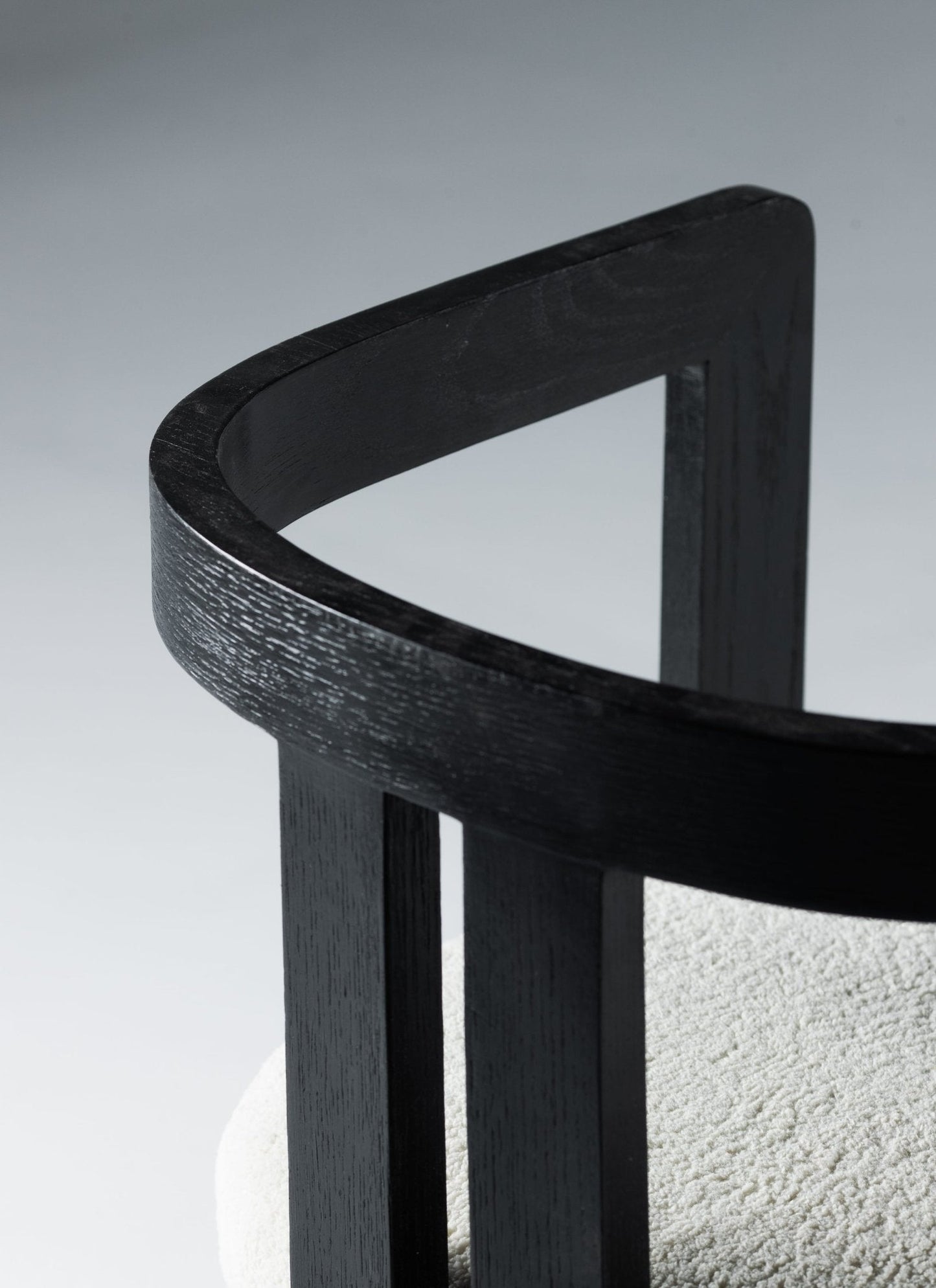 Vionna Chair