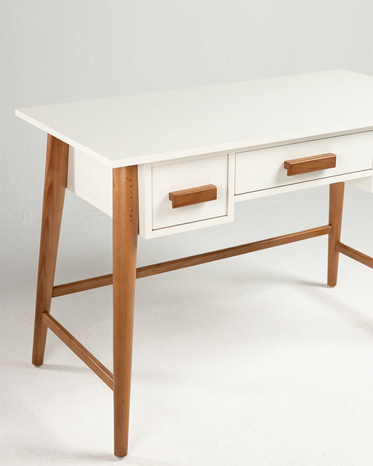 Quinn Desk