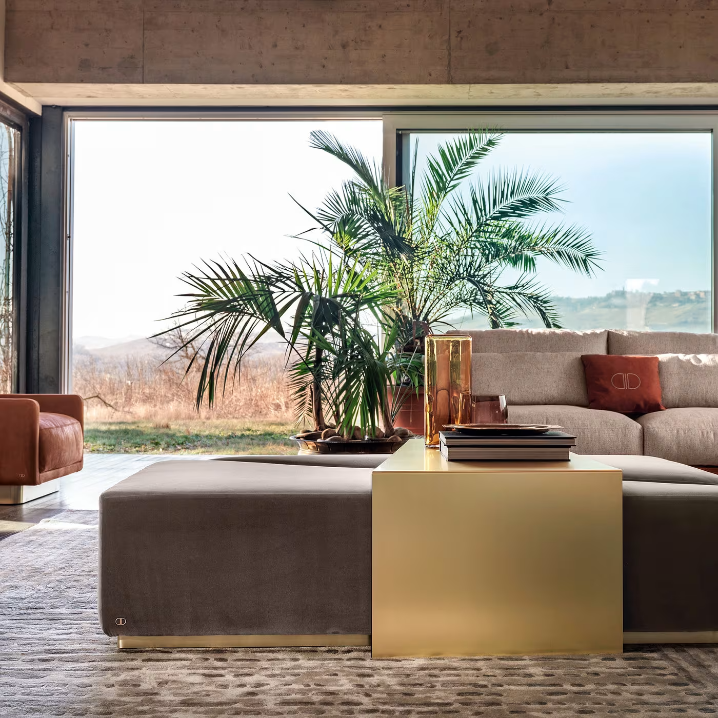 Atollo composition coffee table pouff
