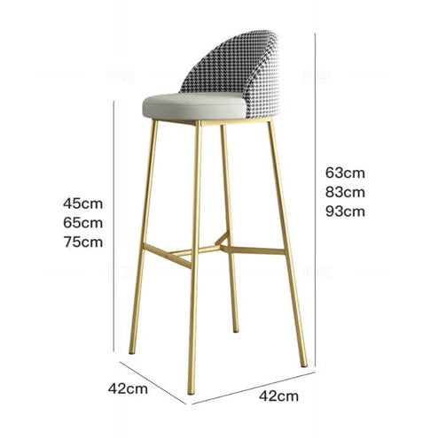 Chair MONI