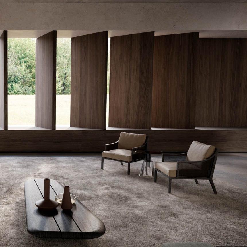 Armchair with distinctive design