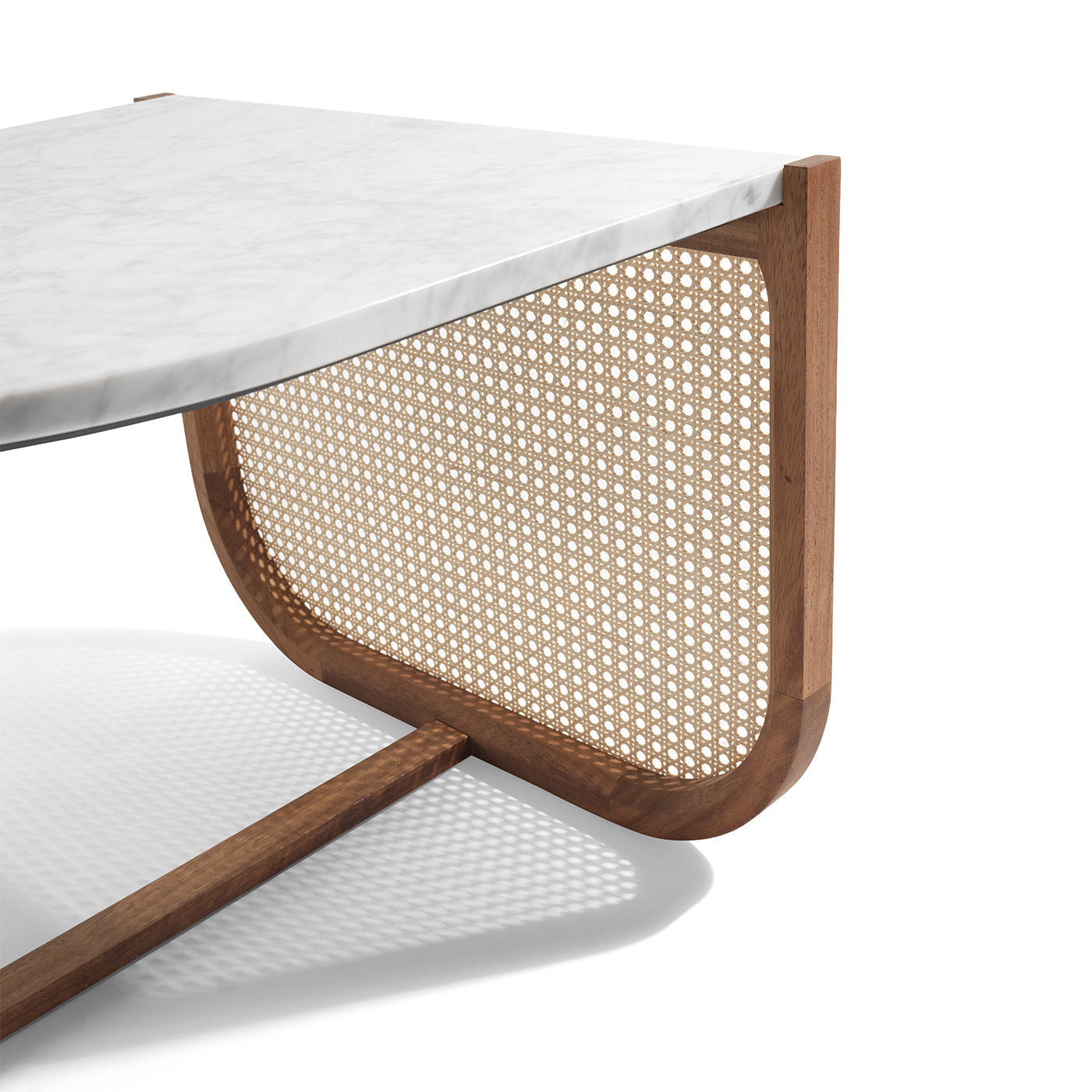 Double table with a distinctive design