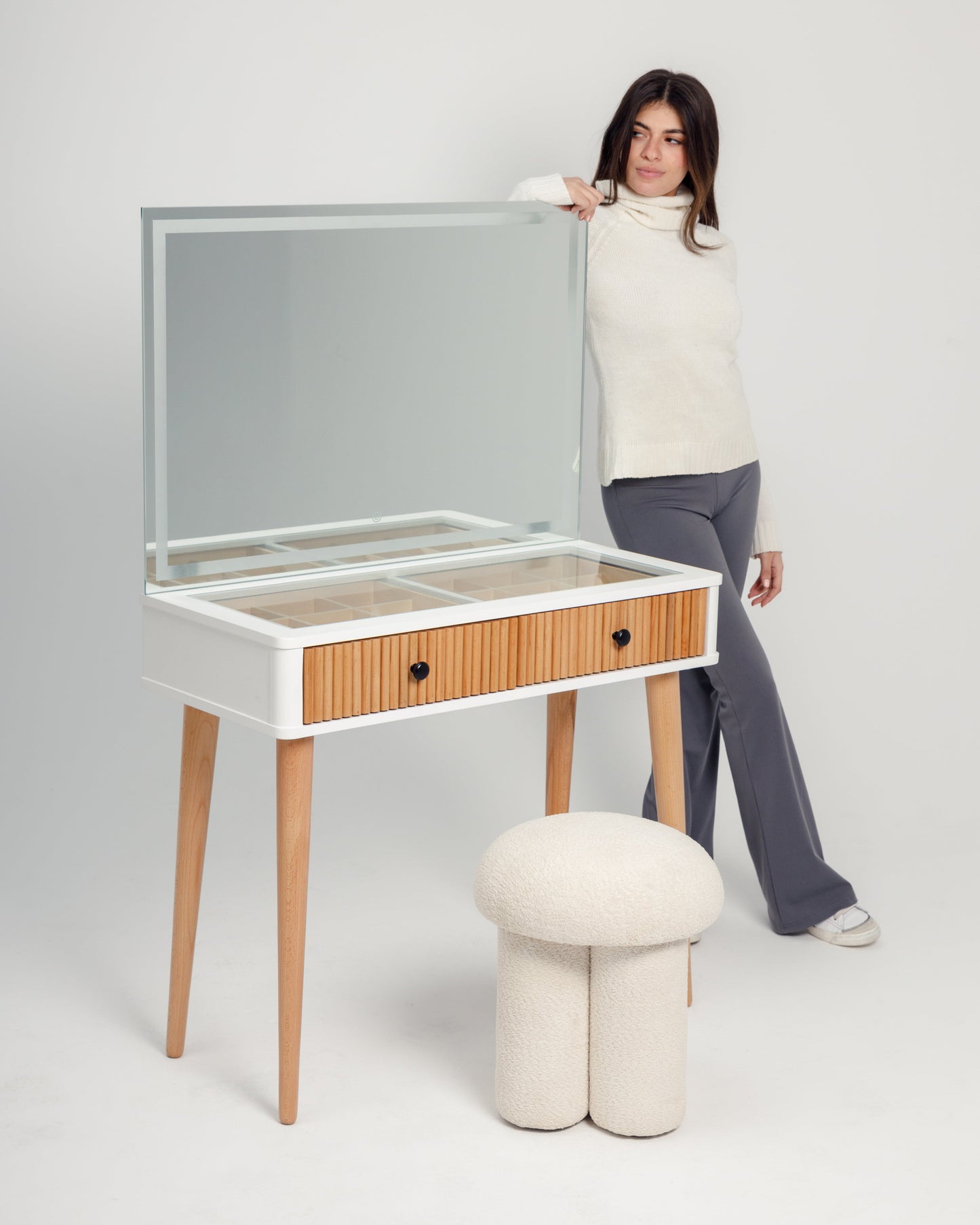 WHITE MUSE DRESSER
