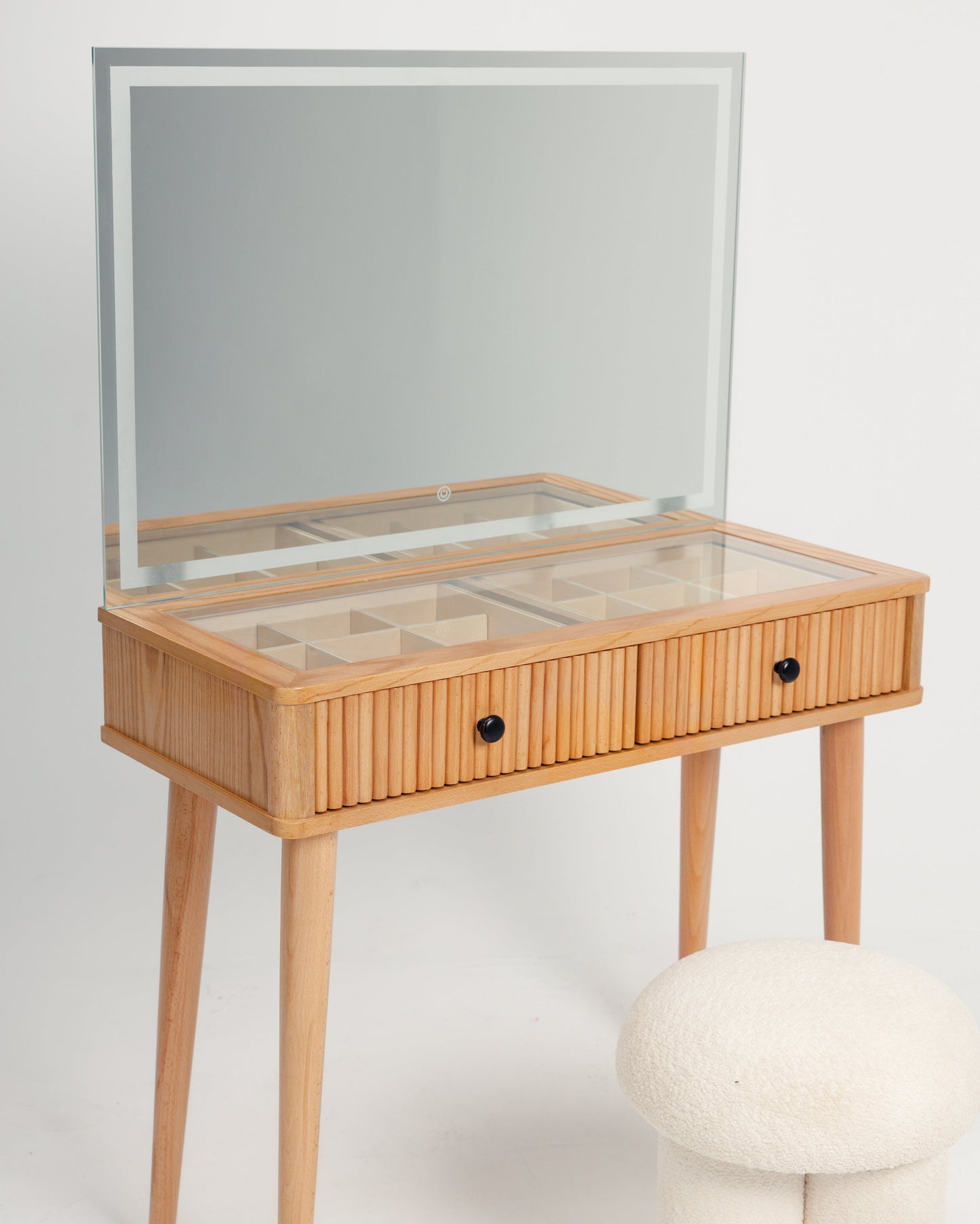 OAK MUSE DRESSER