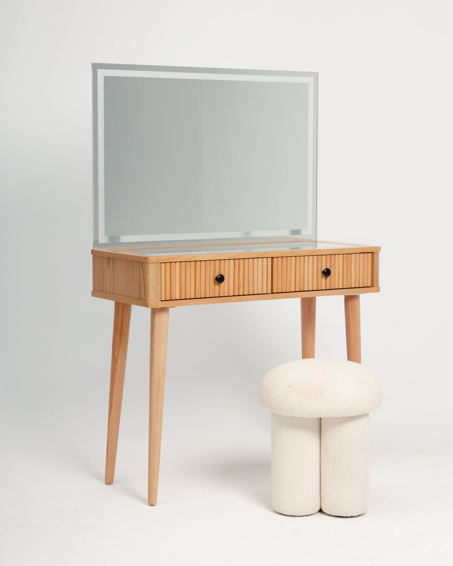 OAK MUSE DRESSER