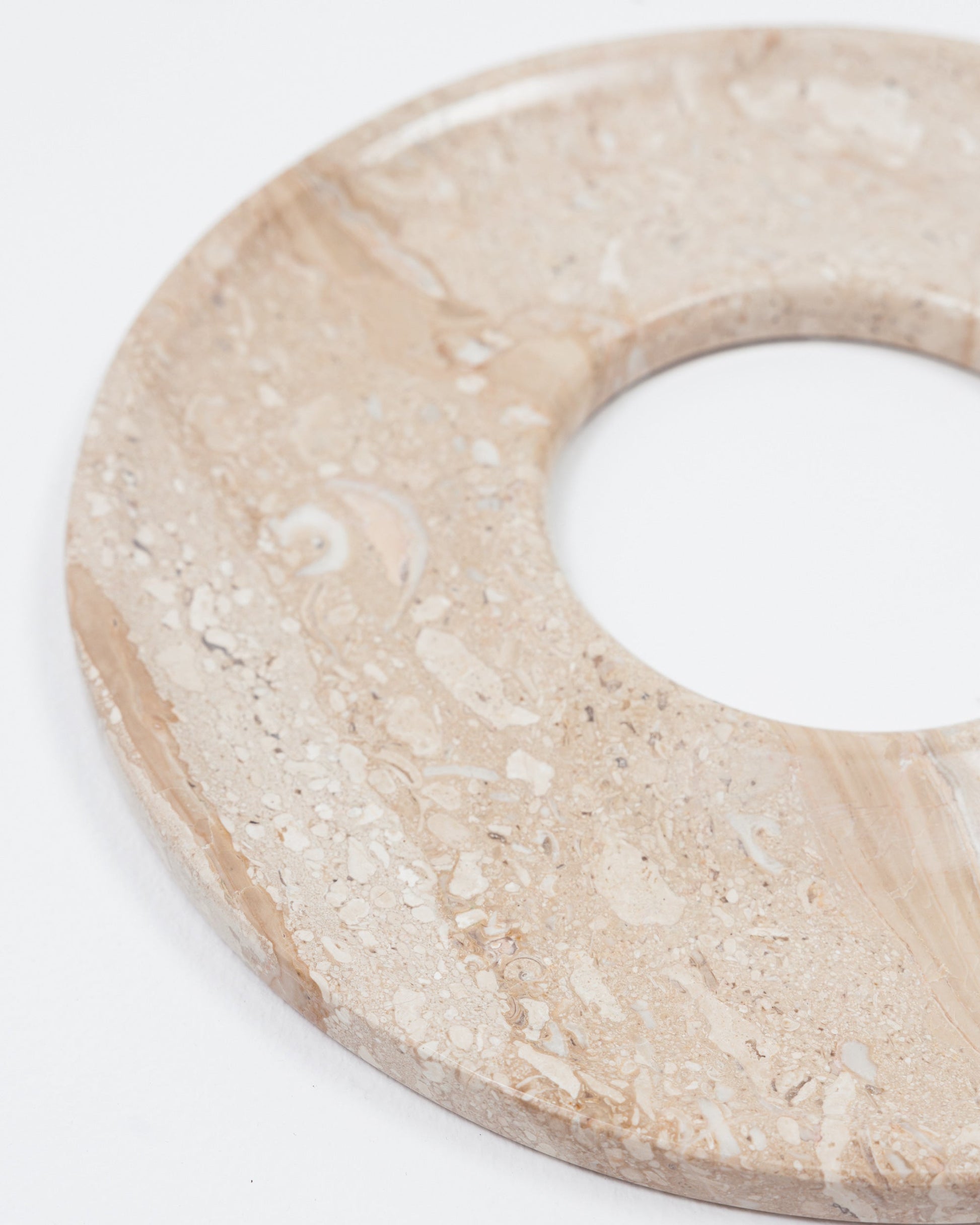 Breccia Open Platter