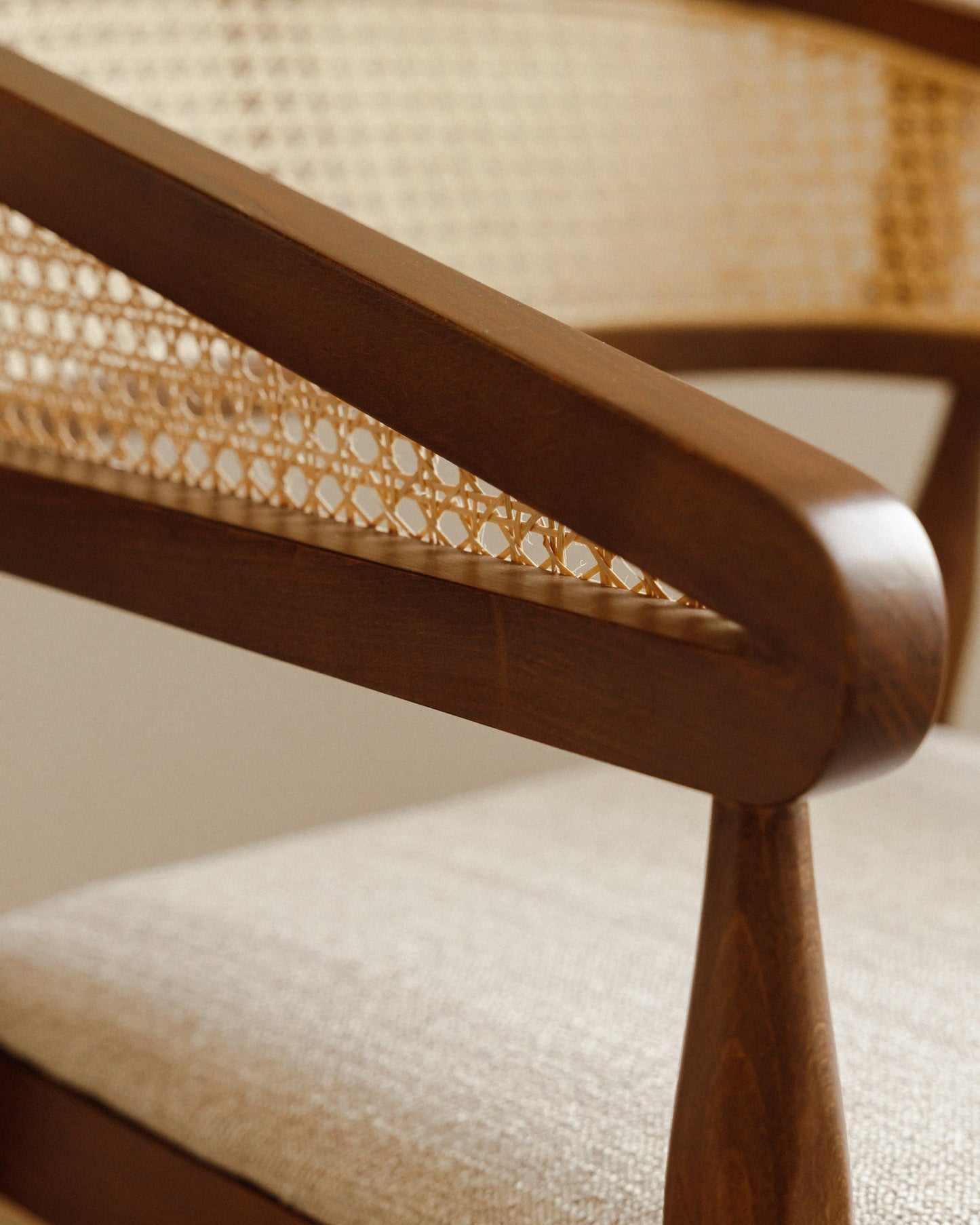 ALPHA RATTAN CHAIR