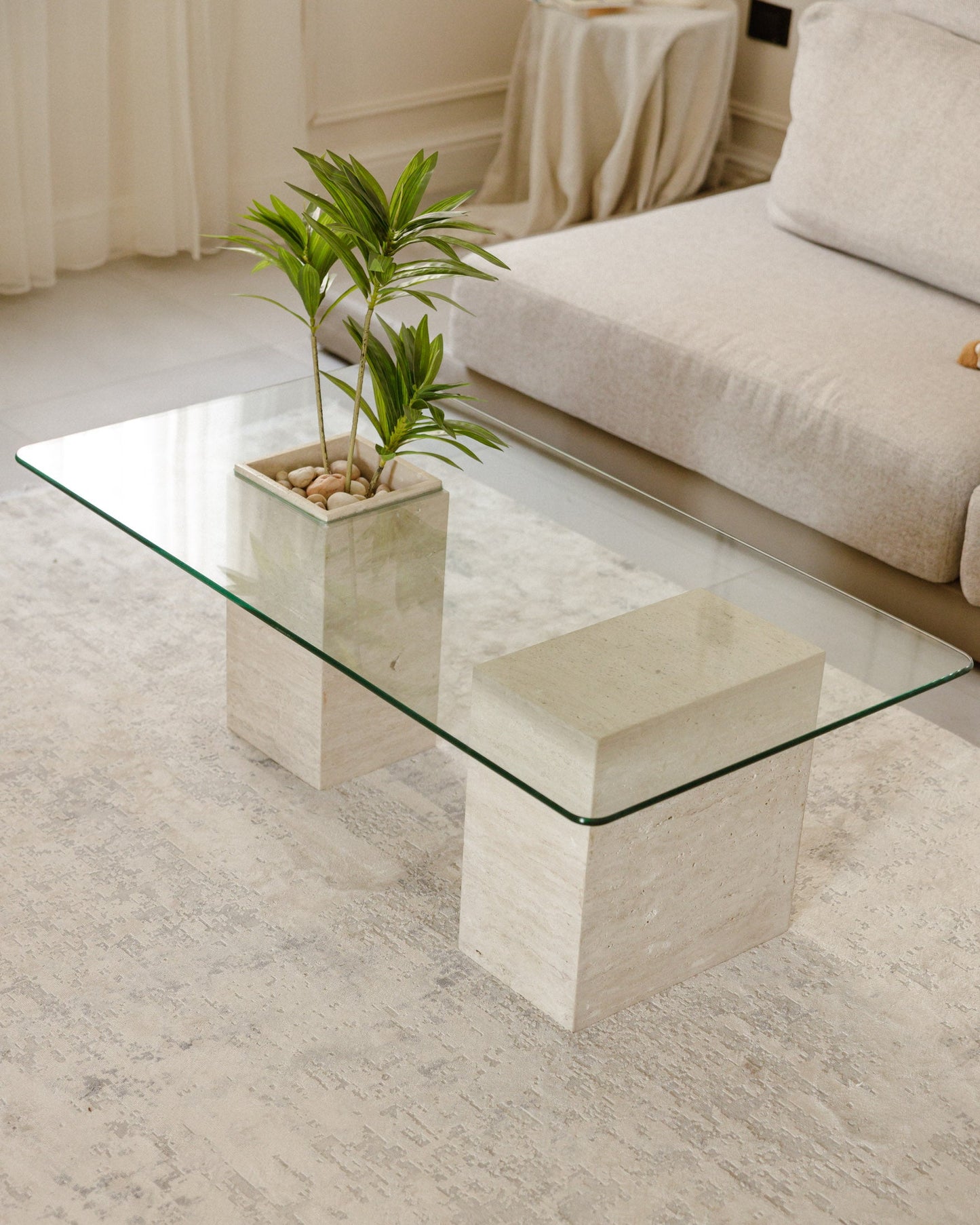 URTHY TRAVERTINE TABLE