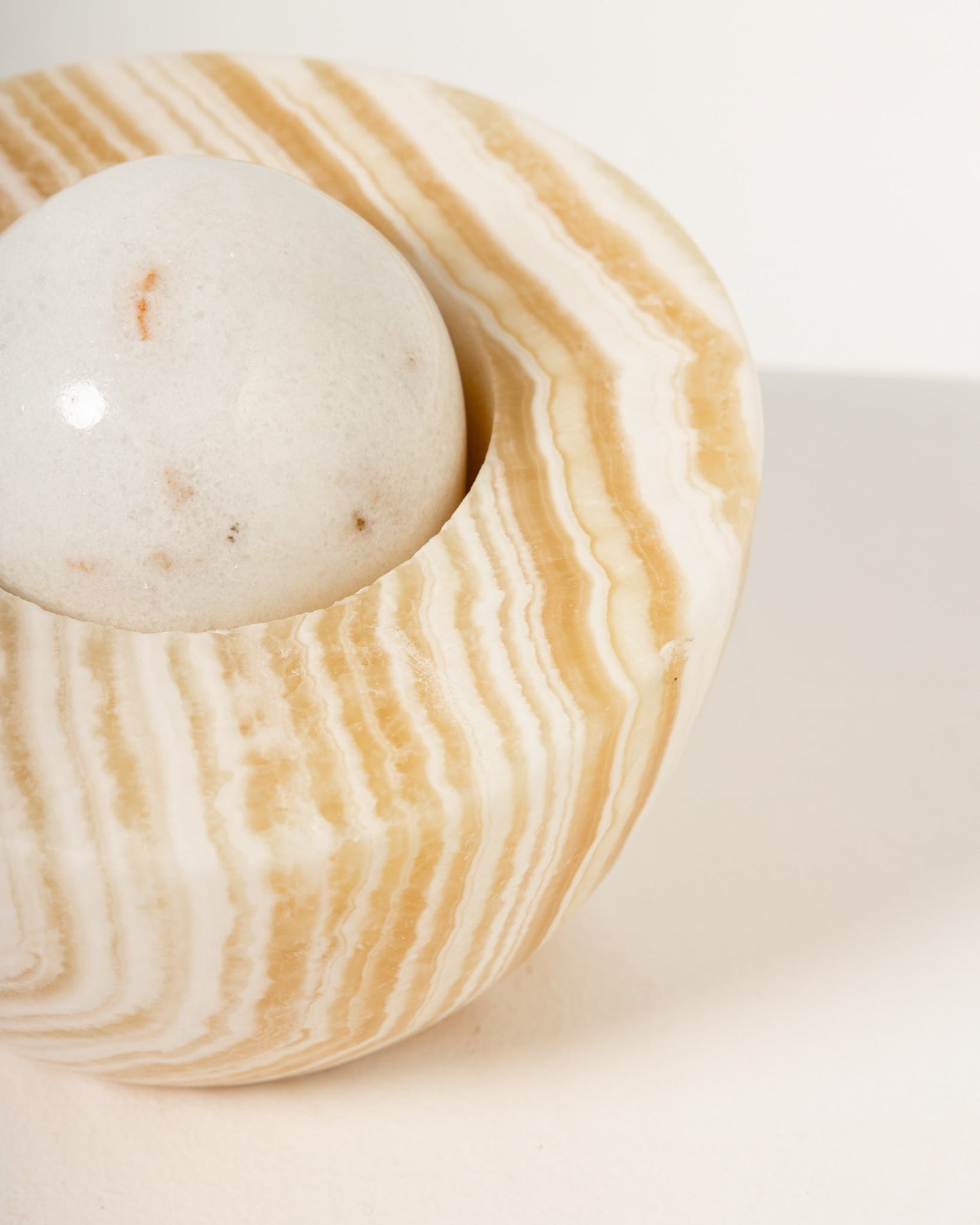 MOONLIGHT SMART TABLE LAMP