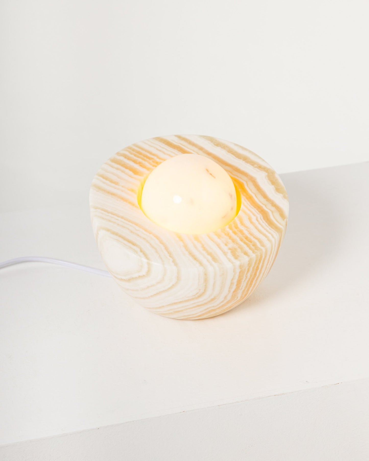 MOONLIGHT SMART TABLE LAMP