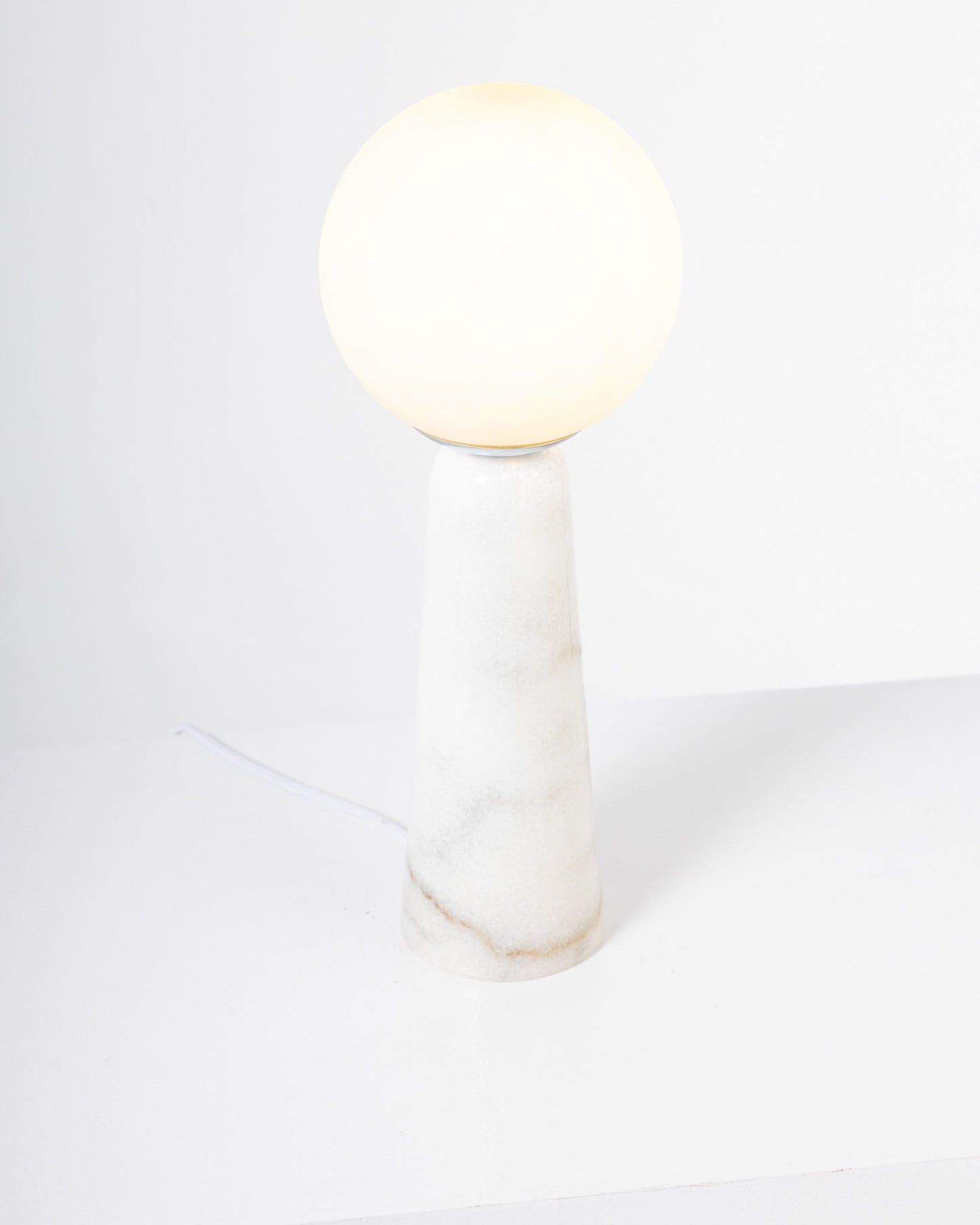 IVORY TABLE LAMP