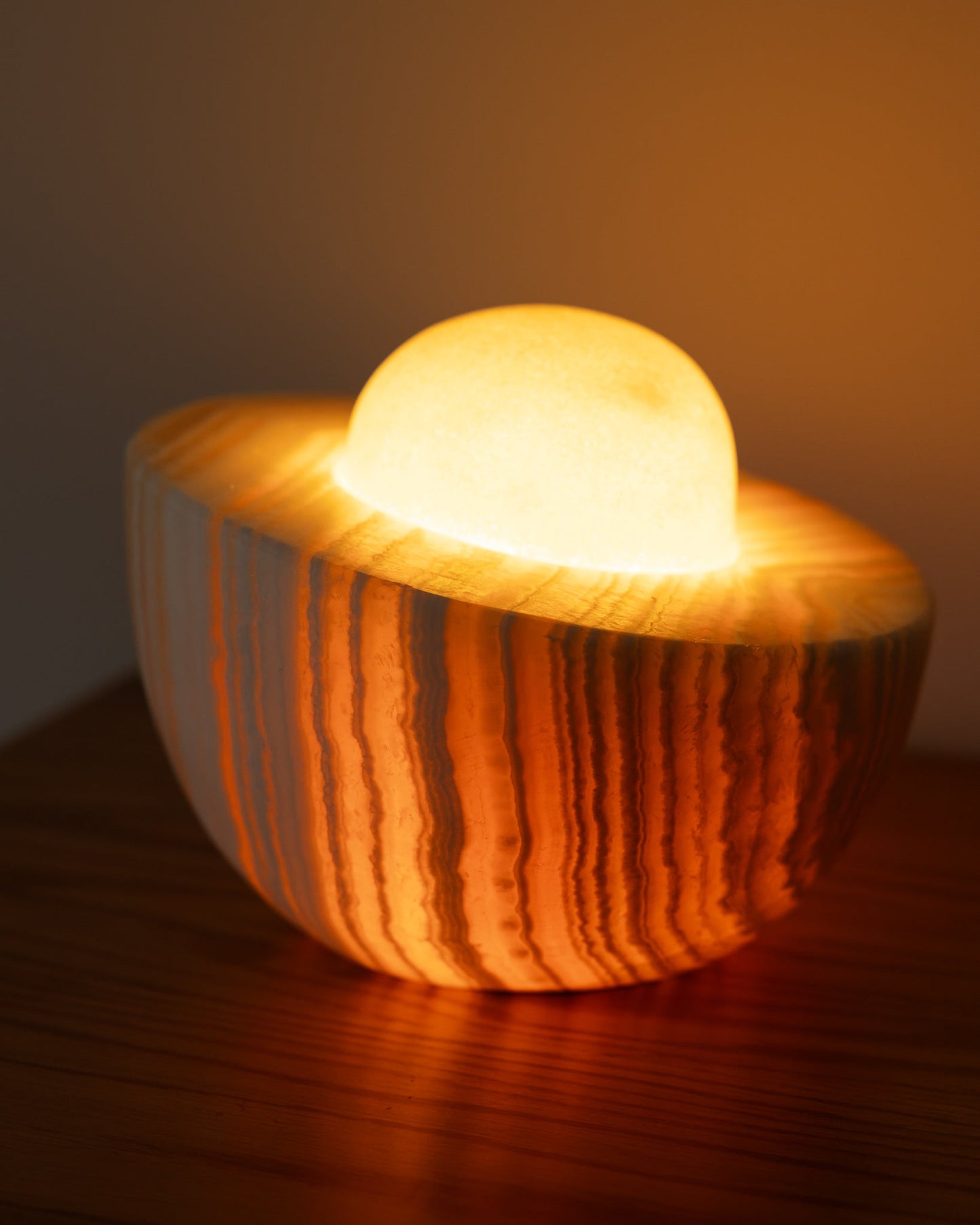 MOONLIGHT SMART TABLE LAMP