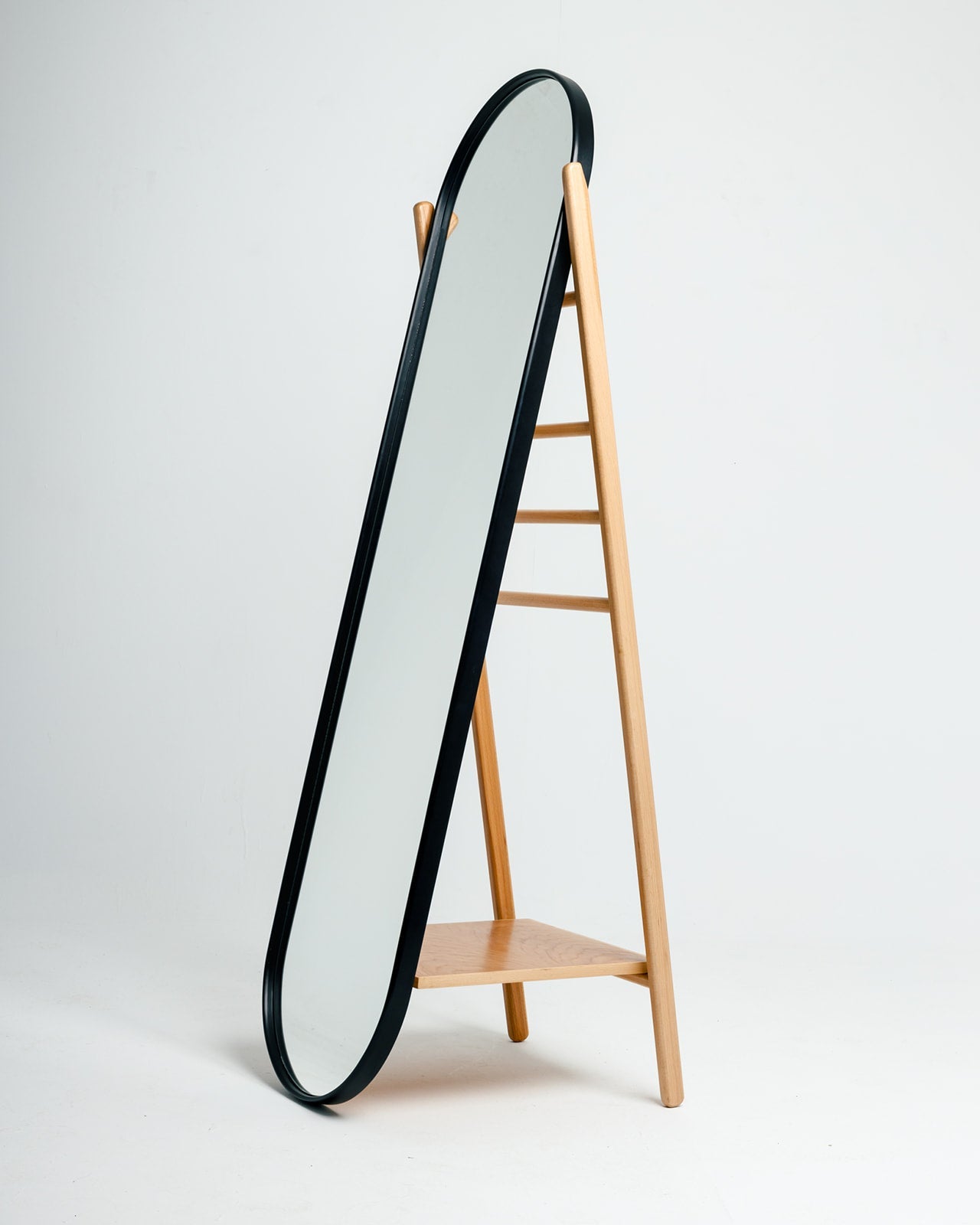 Archy Mirror
