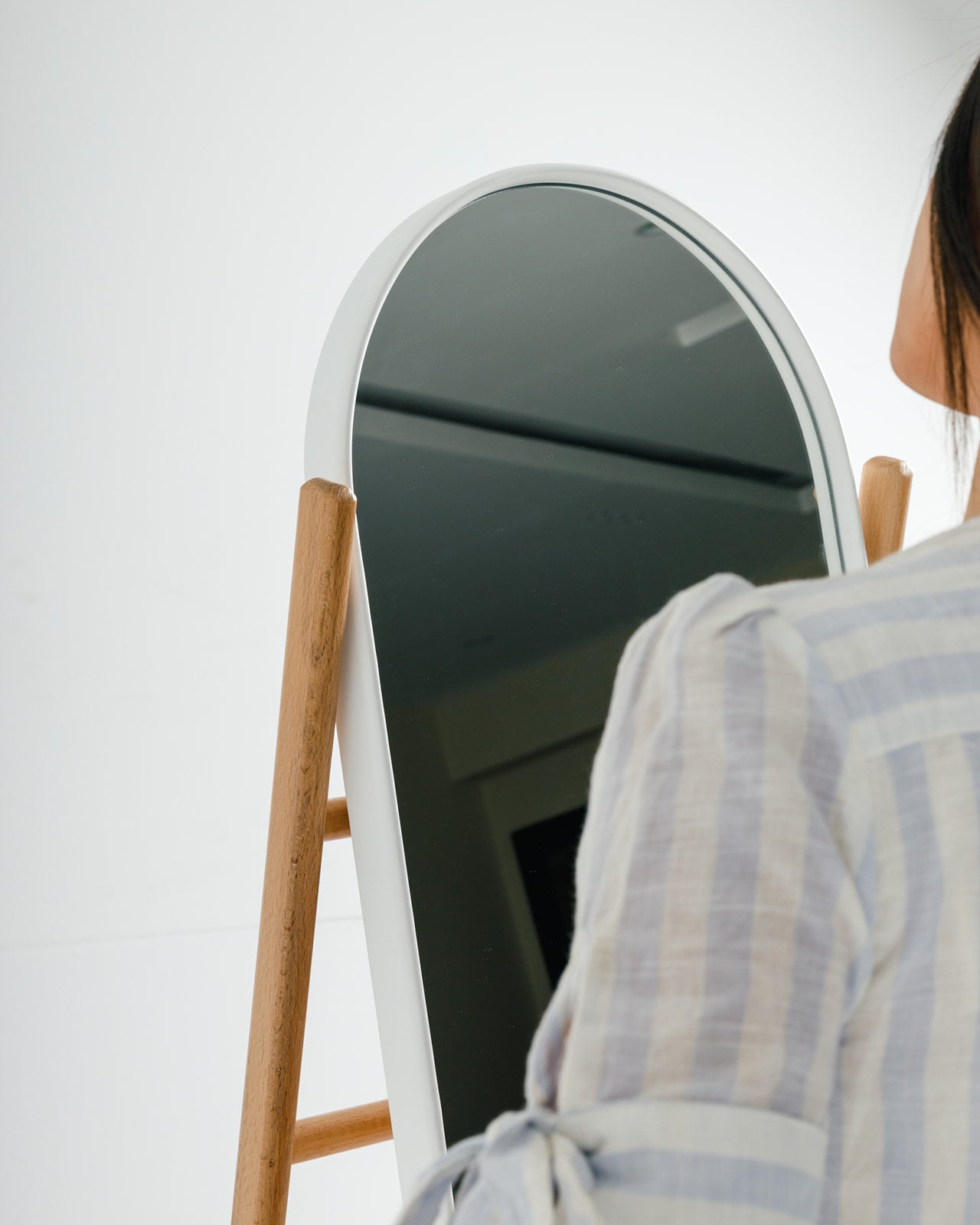 Archy Mirror