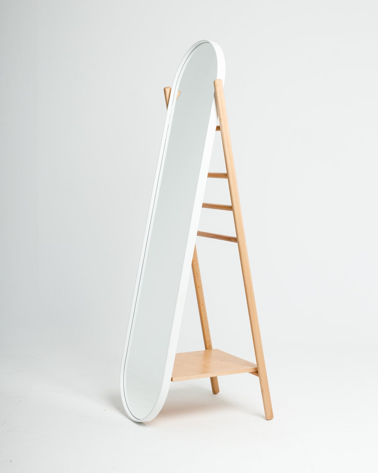 Archy Mirror