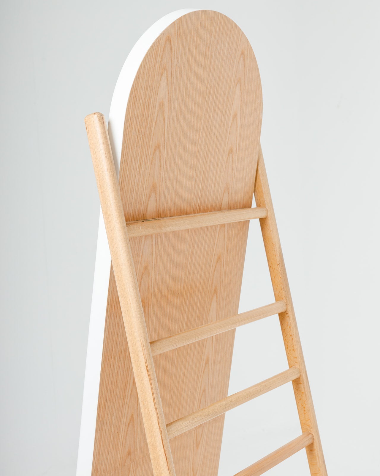 Archy Mirror