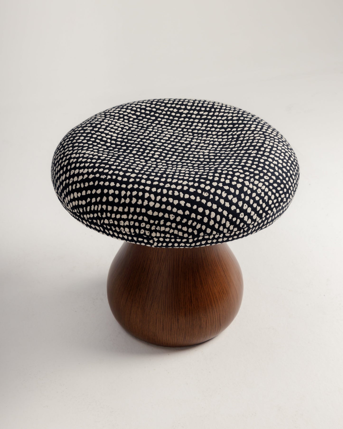 BW Mushroom Pouf