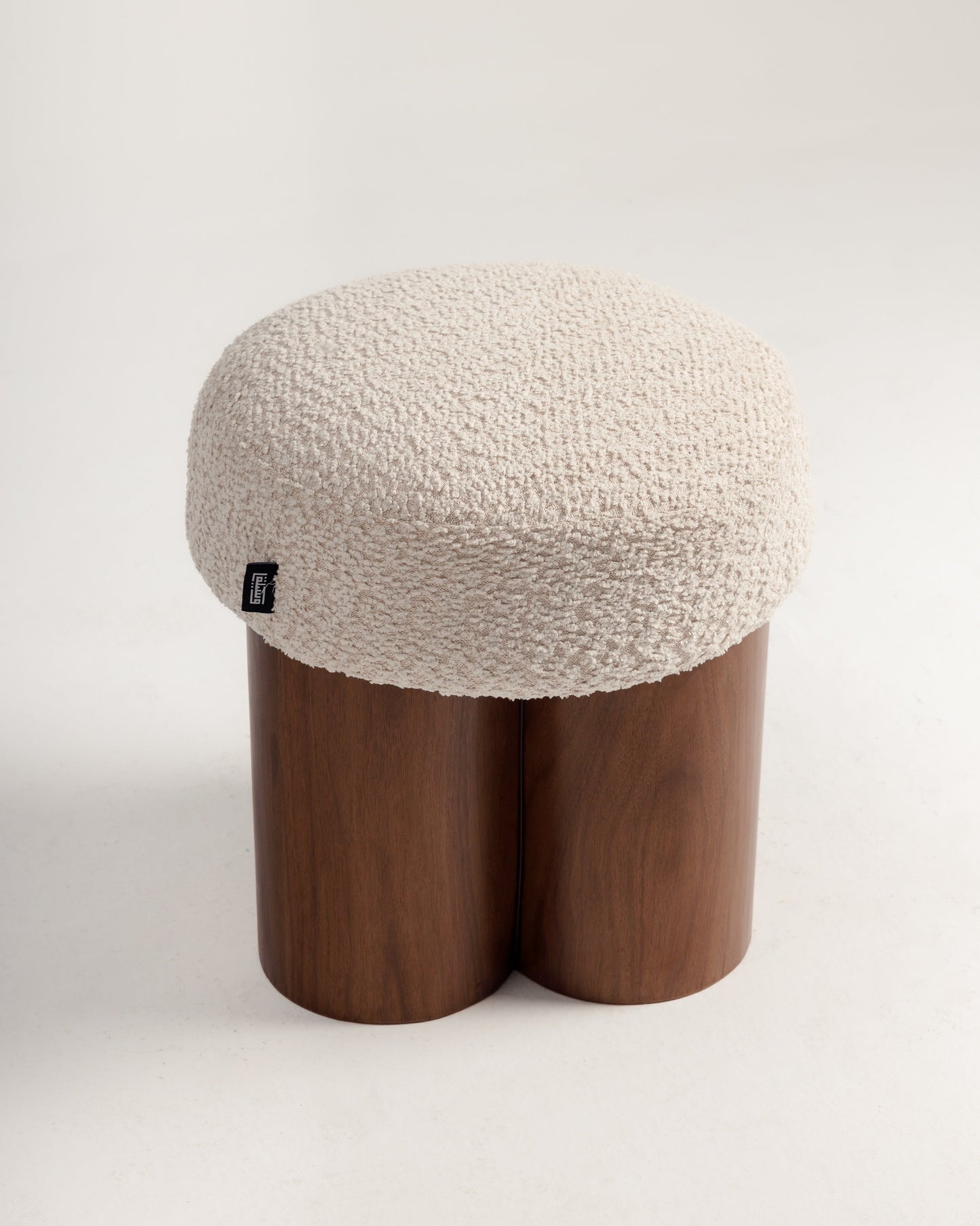 Walker Pouf