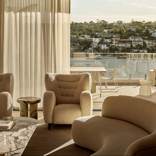 Luxury round table