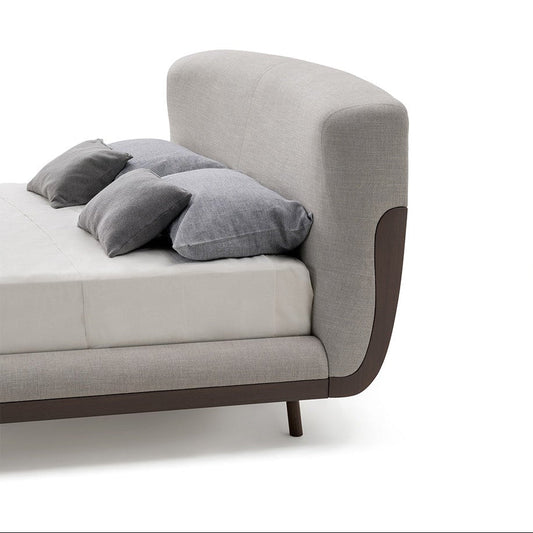 Seraphine bed
