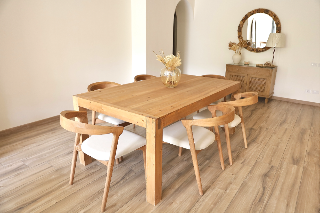 Hygge Dinning Table
