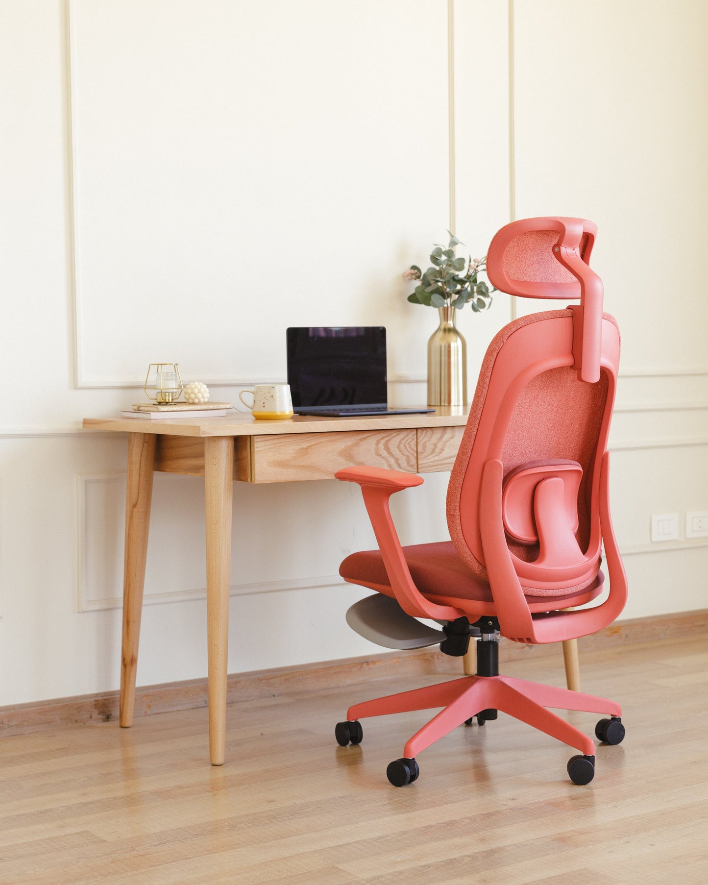 Red Aura Ergonomic Chair