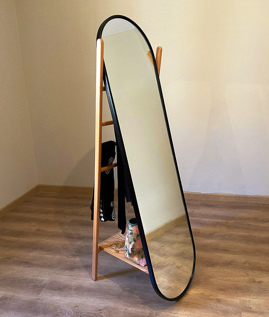 Archy Mirror