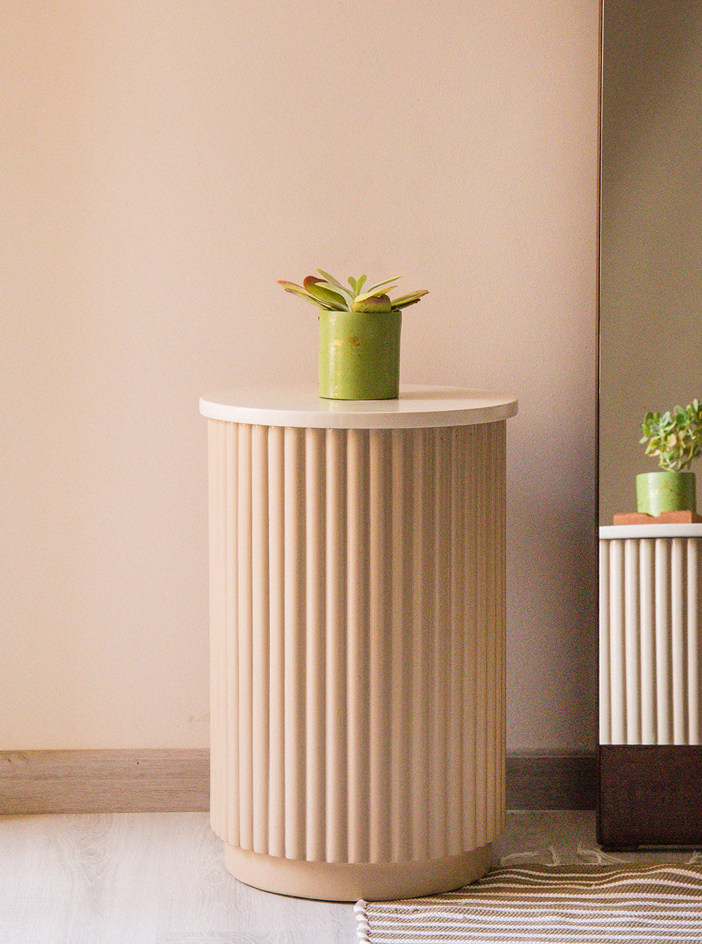 PETIT OFF WHITE PALAIS SIDE TABLE