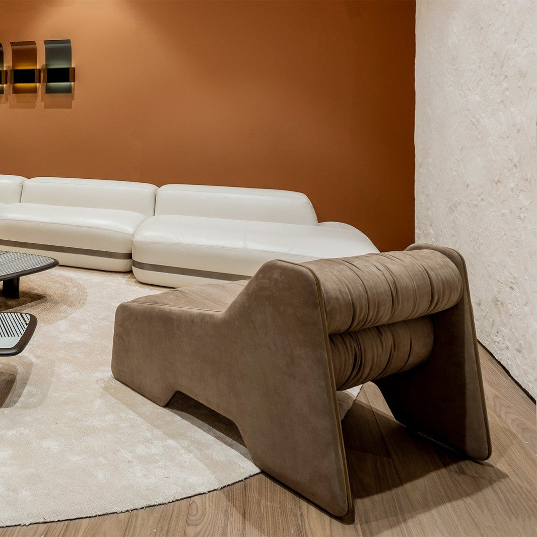 Far East Dreamer Seat