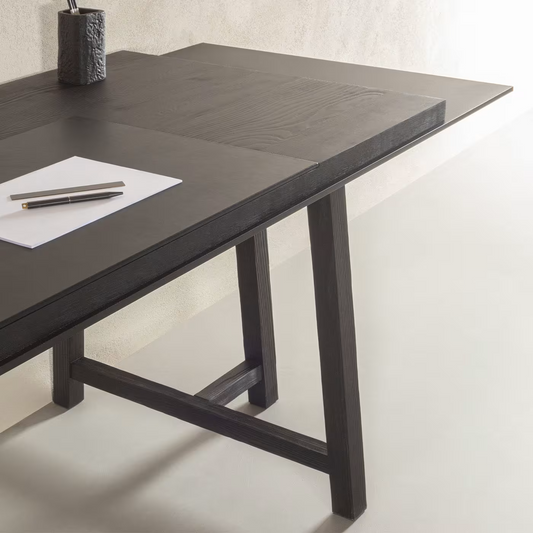 Temaki pinewood desk