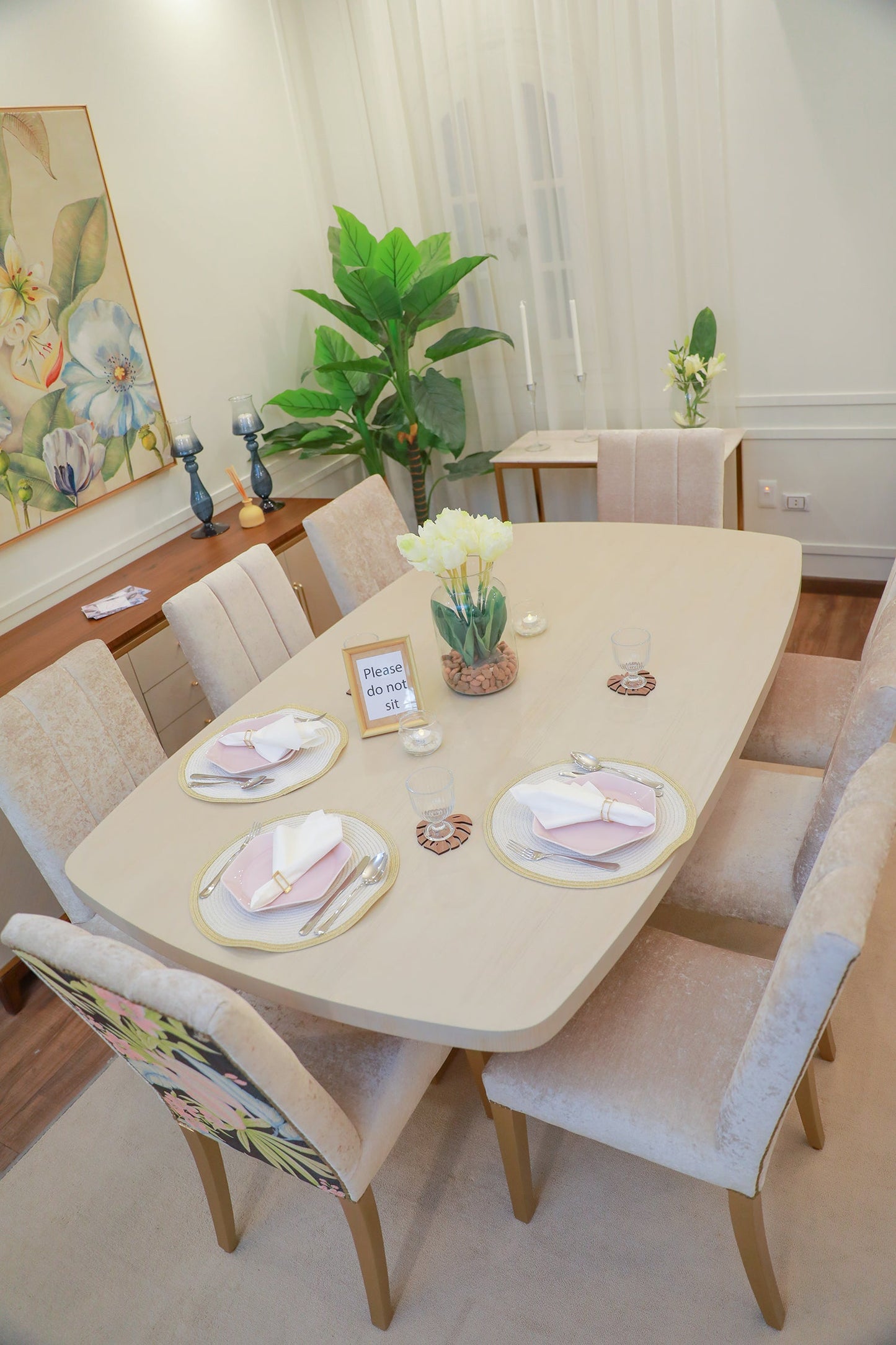 Eden Dining Table