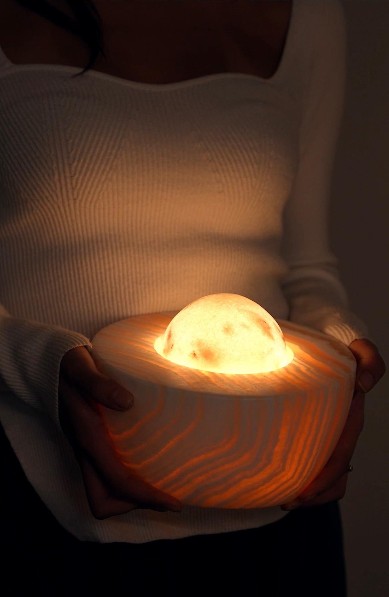MOONLIGHT SMART TABLE LAMP