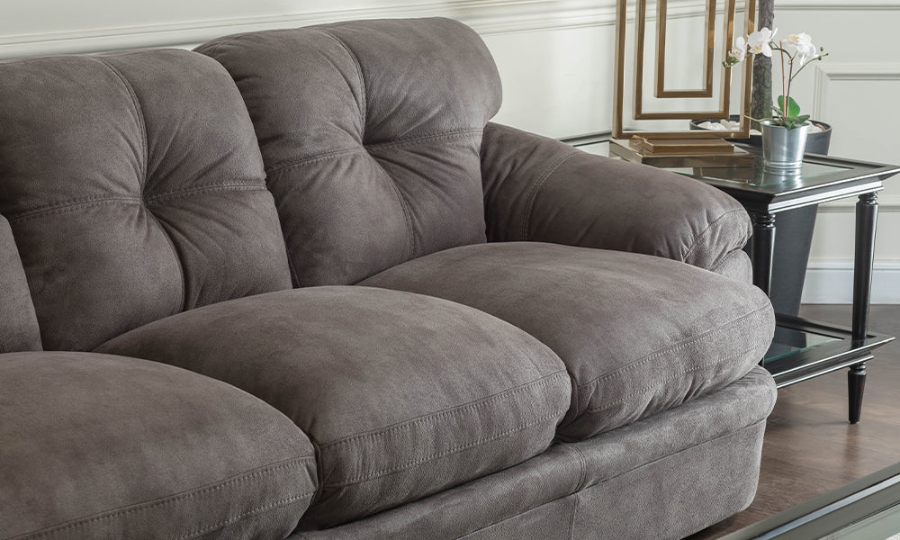 Wilz- Sofa + Loveseat
