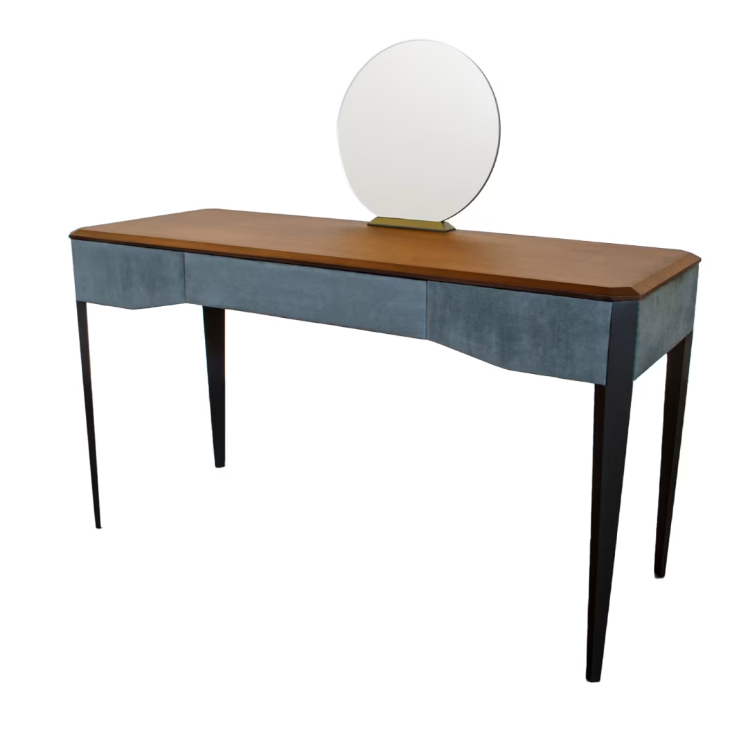 Vanity table