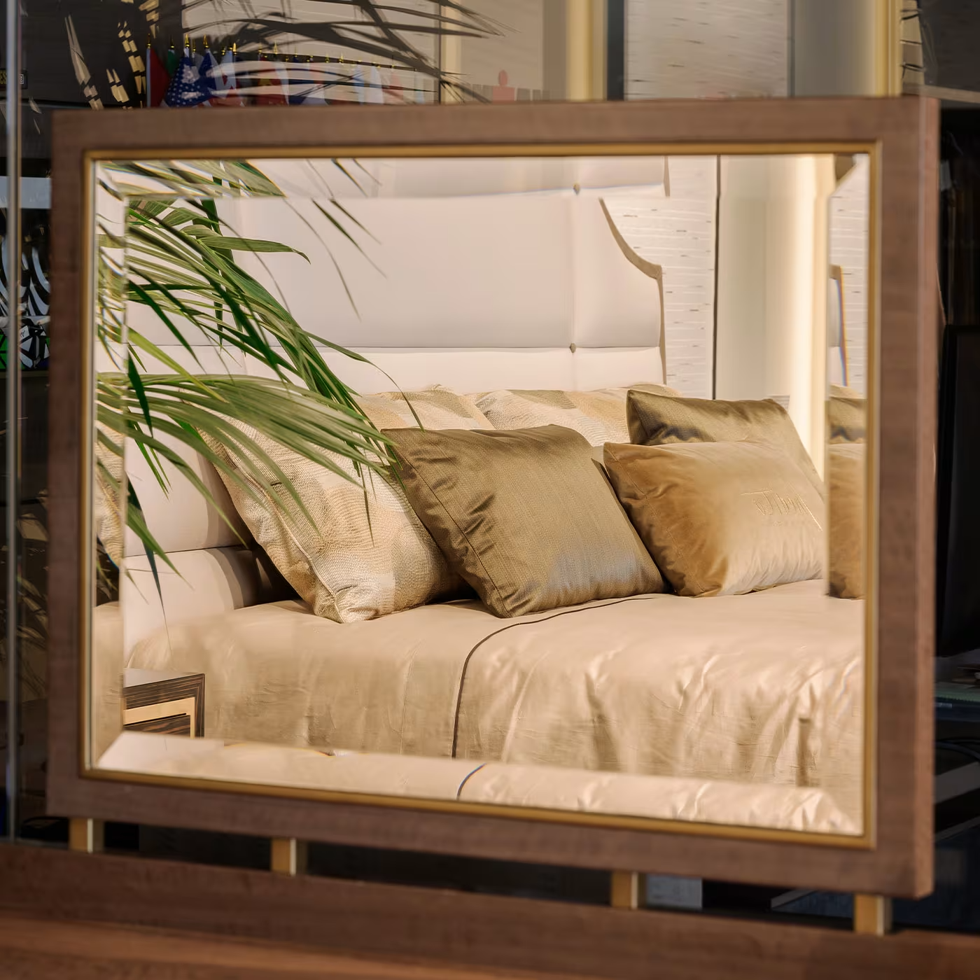 Baldwin vanity table
