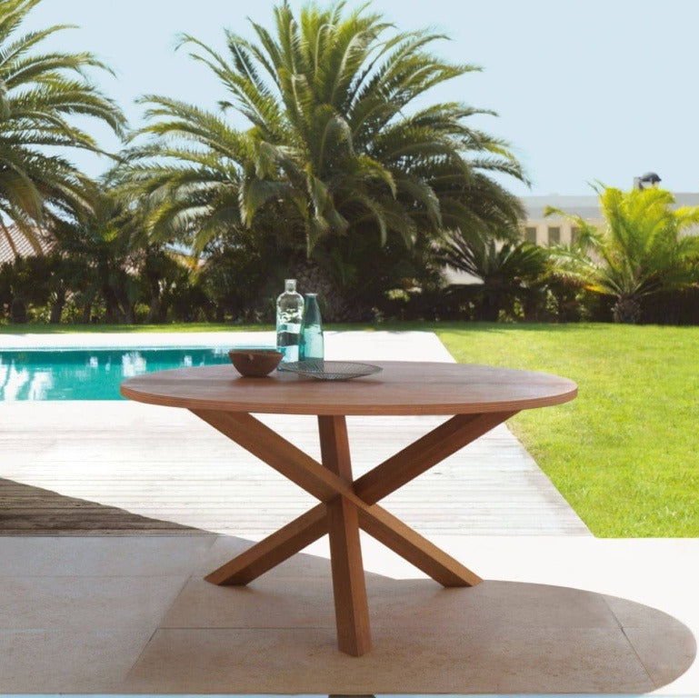 Bridge Outdoor Dining Tables