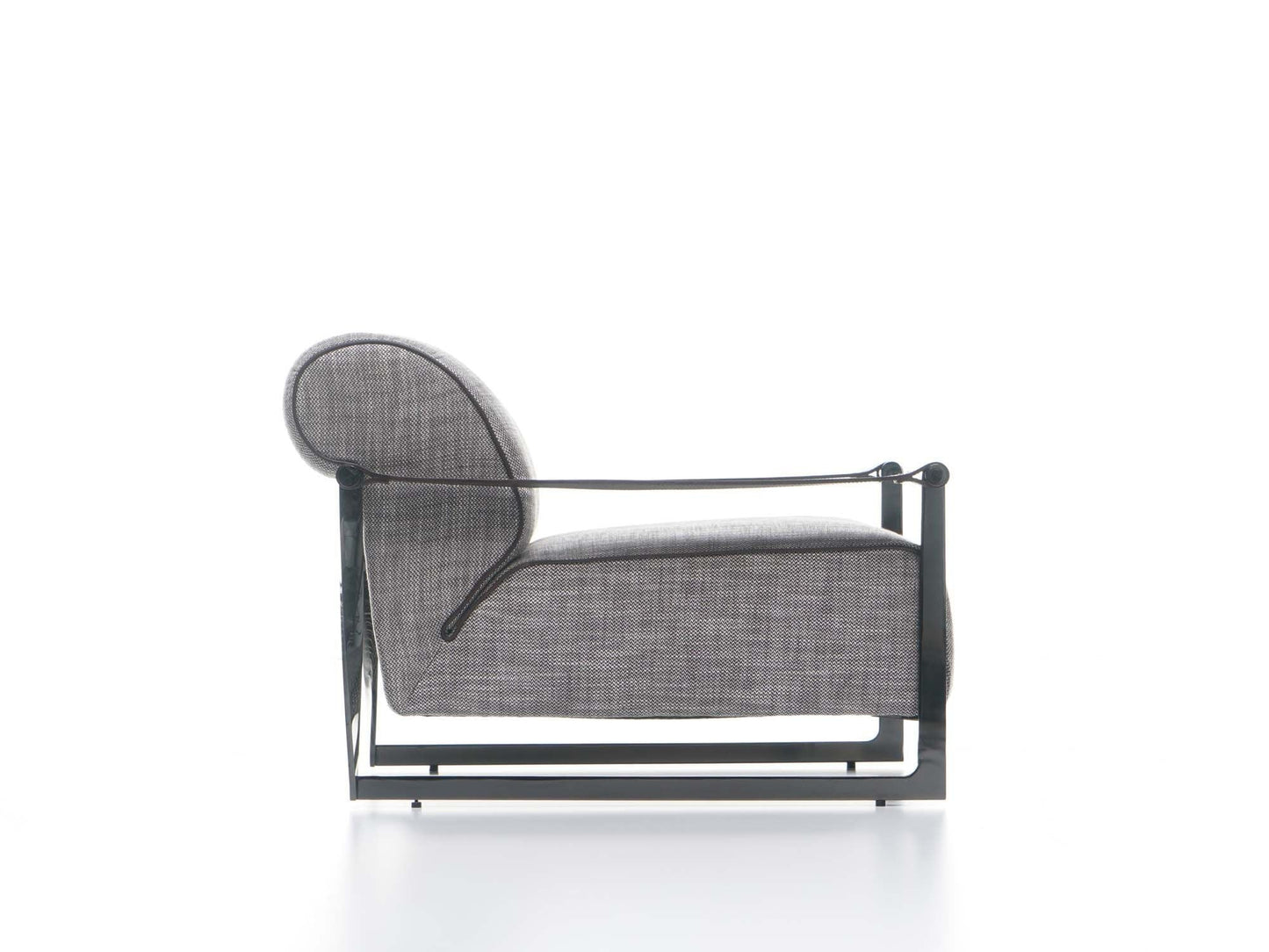 Annysa Armchair