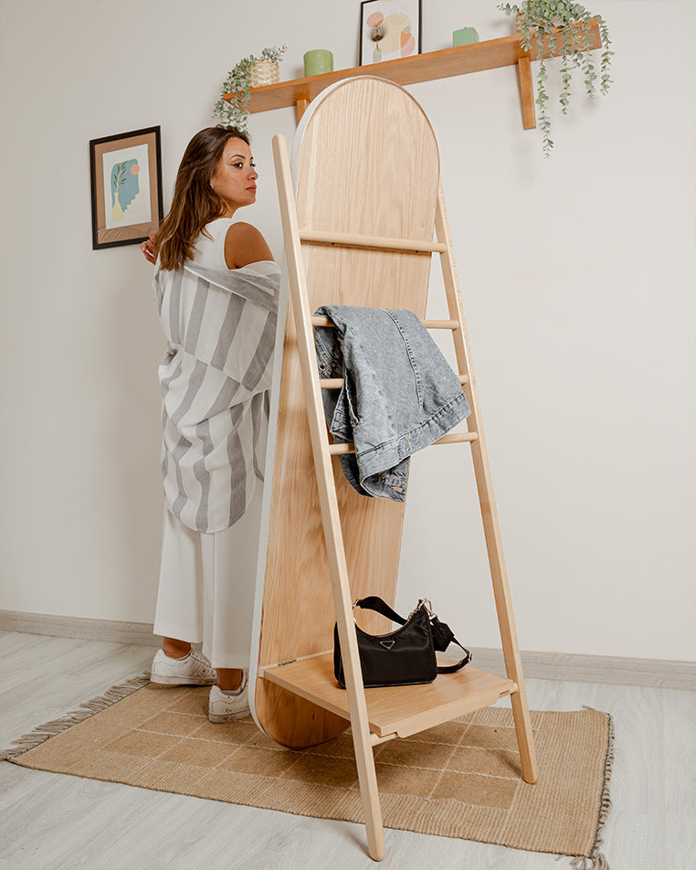 Archy Mirror