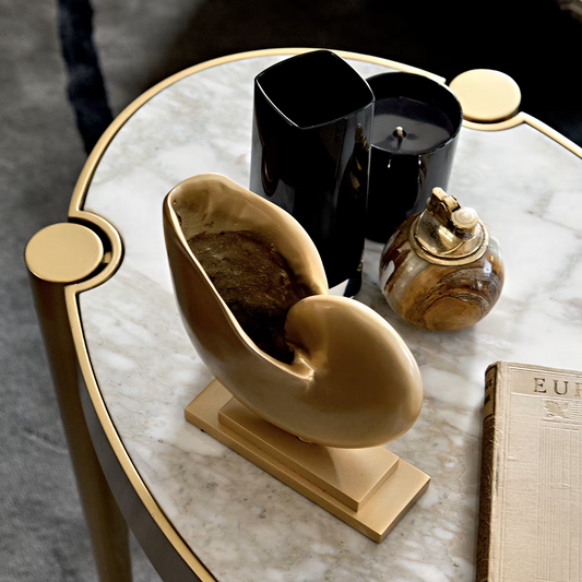 Victoria side table
