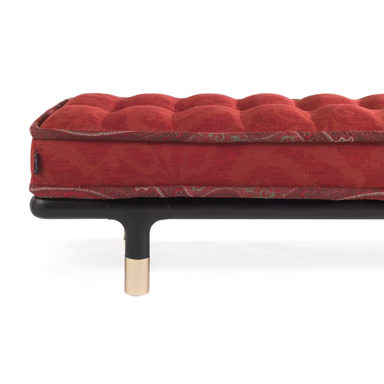 Woodstock bench