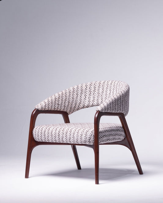 Elegant Chair