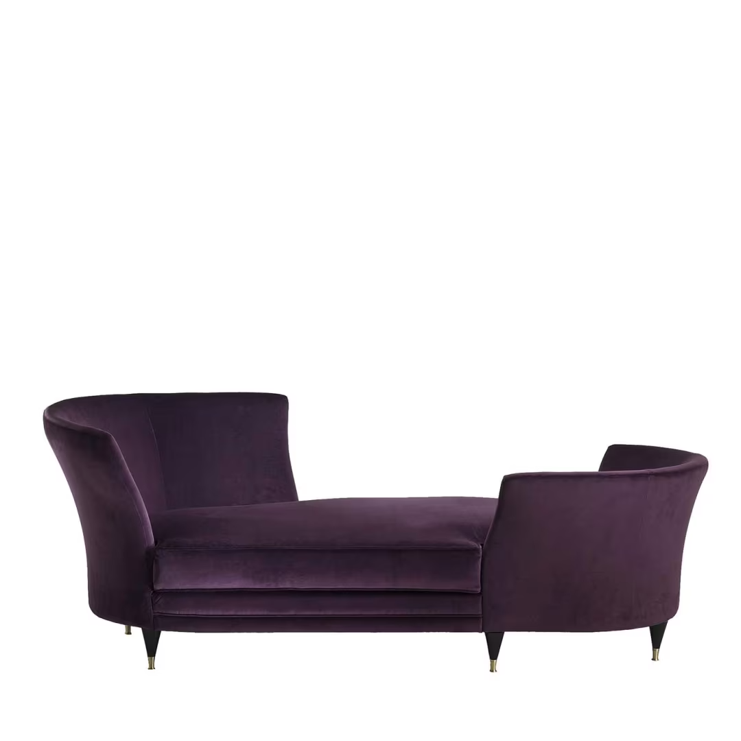 Triclinia Lounge Chair